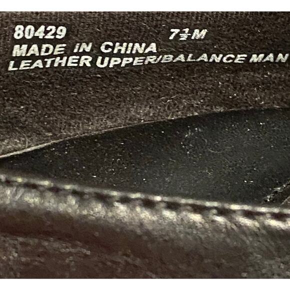 Clarks Bendables Black Leather 2 Inch Heel‎ Mule Clog Size 7.5M Classic Comfort - Picture 8 of 8